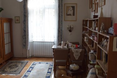 Kertes házi lakás eladó
