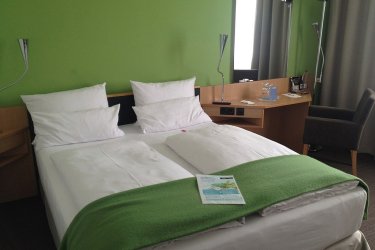 555. Szobalány osztrák munka Salzburg