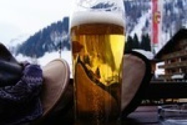 548. Pincérnő olasz munka Süd-Tirol Olaszország