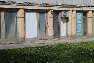 Kiadó 10 nm es minigarzon