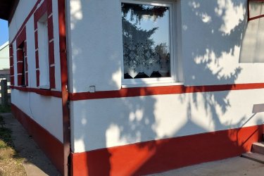 Napfényes Kertes ház eladó, 3 szobás, összkomfortos