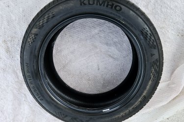 215/55 R18 nyari gumi felaron elado