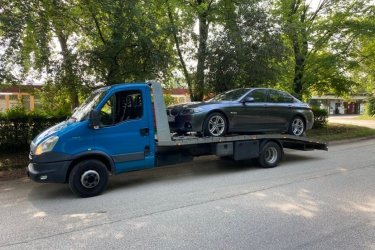 Non - Stop Autómentés, autómentő Éjjel - Nappal.
Non-Stop Autómentés, autószállítás, Bikázás.
Furgon, kisteherautó mentés 3.5 T-ig.
Tel: 06 20 9188 649.
Mentsd el a telefonszámot, bármikor szükséged lehet rá!
https://024automentes.hu/polgardi-lepseny-urhida/
