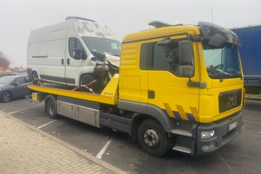 Non - Stop Autómentés, autómentő Éjjel - Nappal.
Non-Stop Autómentés, autószállítás, Bikázás.
Furgon, kisteherautó mentés 3.5 T-ig.
Tel: 06 20 9188 649.
Mentsd el a telefonszámot, bármikor szükséged lehet rá!
https://024automentes.hu/tordas-val-gyuro/
