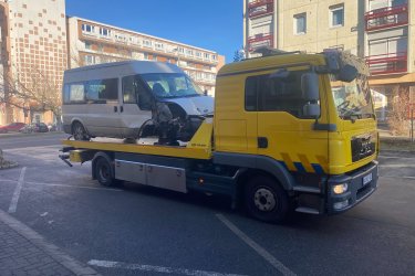 Nem indul az autója Budapest 11. kerületében? Lerobbant Újbudán, Kelenföldön vagy Albertfalván?&#13;&#10;Ne aggódjon – a Mészáros Autómentő Kft. azonnal indul, és gyors, megbízható autómentést biztosít a XI. kerület teljes területén, éjjel-nappal, hétvégén és ünnepnapokon is!&#13;&#10;&#13;&#10;✅ Autómentés, autószállítás, furgonmentés, bikázás&#13;&#10;✅ 0–24 elérhetőség – bármikor hívhat minket&#13;&#10;✅ Gyors kiérkezés Újbudán és környékén&#13;&#10;✅ Tapasztalt, segítőkész autómentő csapat&#13;&#10;✅ Biztonságos szállítás, korrekt árak&#13;&#10;&#13;&#10;???? Hívjon minket most:&#13;&#10;06 20 9188 649&#13;&#10;&#13;&#10;???? www.024automentes.hu&#13;&#10;&#13;&#10;Mészáros Autómentő Kft. – Gyors és biztonságos autómentés Újbudán, 0–24!