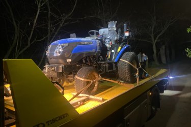 Nem indul az autója Budapest 15. kerületében? Lerobbant Rákospalotán, Pestújhelyen vagy Újpalotán?&#13;&#10;Ne aggódjon – a Mészáros Autómentő Kft. azonnal indul, és gyors, megbízható autómentést biztosít a XV. kerület teljes területén, éjjel-nappal, hétvégén és ünnepnapokon is!&#13;&#10;&#13;&#10;✅ Autómentés, autószállítás, furgonmentés, bikázás&#13;&#10;✅ 0–24 elérhetőség – azonnali kiérkezés&#13;&#10;✅ Gyors reagálás Rákospalotán, Pestújhelyen és Újpalotán&#13;&#10;✅ Tapasztalt, segítőkész autómentő csapat&#13;&#10;✅ Biztonságos szállítás, korrekt árak&#13;&#10;&#13;&#10;???? Hívjon minket most:&#13;&#10;06 20 9188 649&#13;&#10;&#13;&#10;???? www.024automentes.hu&#13;&#10;&#13;&#10;Mészáros Autómentő Kft. – Autómentés XV. kerületben, gyorsan és profi módon, 0–24!