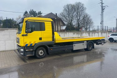 Nem indul az autója Budapest 17. kerületében? Lerobbant Rákoskeresztúron, Rákosligeten vagy Rákoshegyen?&#13;&#10;Ne aggódjon – a Mészáros Autómentő Kft. azonnal indul, és gyors, megbízható autómentést biztosít a XVII. kerület teljes területén, éjjel-nappal, hétvégén és ünnepnapokon is!&#13;&#10;&#13;&#10;✅ Autómentés, autószállítás, furgonmentés, bikázás&#13;&#10;✅ 0–24 elérhetőség – azonnali kiérkezés&#13;&#10;✅ Gyors reagálás Rákoskeresztúron, Rákosligeten és környékén&#13;&#10;✅ Tapasztalt, segítőkész autómentő csapat&#13;&#10;✅ Biztonságos szállítás, korrekt árak&#13;&#10;&#13;&#10; Hívjon minket most:&#13;&#10;06 20 9188 649&#13;&#10;&#13;&#10; www.024automentes.hu&#13;&#10;&#13;&#10;Mészáros Autómentő Kft. – Autómentés Rákosmentén, gyorsan és profi módon, 0–24!