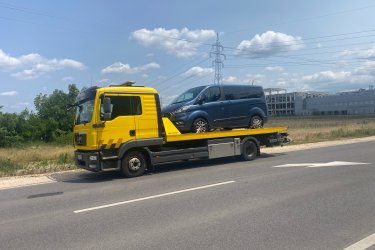 Nem indul az autója Budapest 21. kerületében? Lerobbant Csepelen, Szent Imre-telepen vagy a környékén?&#13;&#10;Ne aggódjon – a Mészáros Autómentő Kft. azonnal indul, és gyors, megbízható autómentést biztosít a XXI. kerület teljes területén, éjjel-nappal, hétvégén és ünnepnapokon is!&#13;&#10;&#13;&#10;✅ Autómentés, autószállítás, furgonmentés, bikázás&#13;&#10;✅ 0–24 elérhetőség – azonnali kiérkezés&#13;&#10;✅ Gyors reagálás Csepelen és környékén&#13;&#10;✅ Tapasztalt, segítőkész autómentő csapat&#13;&#10;✅ Biztonságos szállítás, korrekt árak&#13;&#10;Hívjon minket most:&#13;&#10;06 20 9188 649&#13;&#10;&#13;&#10;www.024automentes.hu&#13;&#10;&#13;&#10;Mészáros Autómentő Kft. – Autómentés Csepelen gyorsan és profi módon, 0–24!