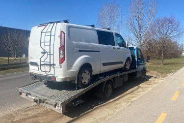 Lerobbant az autója Sződ, Sződliget vagy Vác környékén?&#13;&#10;Nem indul, lemerült az akkumulátor, defektet kapott, esetleg baleset történt?&#13;&#10;A Mészáros Autómentő Kft. azonnal indul, és gyors, megbízható autómentést biztosít a térségben – éjjel-nappal, hétvégén és ünnepnapokon is!&#13;&#10;&#13;&#10;✅ 0–24 autómentés és autószállítás&#13;&#10;✅ Gyors kiérkezés Sződ, Sződliget és Vác területére&#13;&#10;✅ Furgonmentés, bikázás, járműszállítás egész Magyarország területén&#13;&#10;✅ Tapasztalt, segítőkész autómentő szakemberek&#13;&#10;✅ Korrekt árak, biztonságos megoldás&#13;&#10;&#13;&#10; Hívjon most:&#13;&#10;06 20 9188 649&#13;&#10;&#13;&#10; www.024automentes.hu&#13;&#10;&#13;&#10;Mészáros Autómentő Kft. – autómentés Sződ, Sződliget és Vác környékén gyorsan, biztonságosan, 0–24 órában!