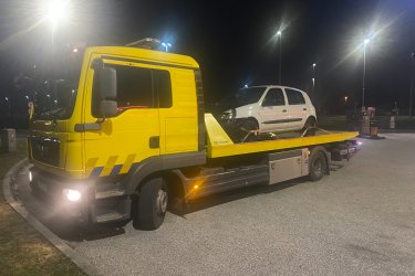 Lerobbant az autója Tinnye, Tök vagy Zsámbék környékén?&#13;&#10;Nem indul, lemerült az akkumulátor, defektet kapott, vagy baleset történt?&#13;&#10;A Mészáros Autómentő Kft. azonnal indul, és gyors, szakszerű autómentést biztosít – éjjel-nappal, hétvégén és ünnepnapokon is!&#13;&#10;&#13;&#10;✅ 0–24 autómentés és autószállítás&#13;&#10;✅ Gyors kiérkezés Tinnye, Tök és Zsámbék területére&#13;&#10;✅ Furgonmentés, bikázás, országos járműszállítás&#13;&#10;✅ Tapasztalt, segítőkész autómentő szakemberek&#13;&#10;✅ Korrekt árak, biztonságos megoldás&#13;&#10;&#13;&#10; Hívjon minket most:&#13;&#10;06 20 9188 649&#13;&#10;&#13;&#10; www.024automentes.hu&#13;&#10;&#13;&#10;Mészáros Autómentő Kft. – autómentés Tinnye, Tök és Zsámbék térségében gyorsan, biztonságosan, 0–24 órában!