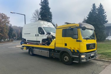 Lerobbant az autója Veresegyházán, Erdőkertesen vagy Szadán?&#13;&#10;Nem indul a motor, lemerült az akkumulátor, esetleg baleset történt?&#13;&#10;A Mészáros Autómentő Kft. azonnal indul, és megbízható, gyors autómentést biztosít a környéken – 0–24-ben, hétvégén és ünnepnapokon is!&#13;&#10;&#13;&#10;✅ Non-stop autómentés és autószállítás Pest megyében&#13;&#10;✅ Gyors kiérkezés Veresegyház, Erdőkertes, Szada térségébe&#13;&#10;✅ Furgonmentés, bikázás, országos járműszállítás&#13;&#10;✅ Tapasztalt, barátságos autómentő szakemberek&#13;&#10;✅ Korrekt árak, biztonságos, szakszerű megoldás minden helyzetben&#13;&#10;&#13;&#10; Hívjon minket most:&#13;&#10;06 20 9188 649&#13;&#10;&#13;&#10; www.024automentes.hu&#13;&#10;&#13;&#10;Mészáros Autómentő Kft. – autómentés Veresegyházán, Erdőkertesen és Szadán gyorsan, megbízhatóan, 0–24 órában!