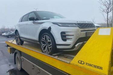 Autómentés Alcsútdoboz–Zámoly–Csákvár – 0–24 gyors segítség! Lerobbant az autója Alcsútdobozon, Zámolyon vagy Csákváron?
Nem indul, lemerült az akkumulátor, defektet kapott, vagy baleset történt?
A Mészáros Autómentő Kft. azonnal indul, és gyors, megbízható autómentést biztosít a térségben – éjjel-nappal, hétvégén és ünnepnapokon is!

✅ 0–24 autómentés és autószállítás Fejér megyében és környékén
✅ Gyors kiérkezés Alcsútdoboz, Zámoly, Csákvár területére
✅ Furgonmentés, bikázás, országos járműszállítás
✅ Tapasztalt, segítőkész autómentő szakemberek
✅ Korrekt árak, biztonságos és megbízható szolgáltatás

???? Hívjon minket most:
06 20 9188 649

???? www.024automentes.hu

Mészáros Autómentő Kft. – autómentés Alcsútdoboz, Zámoly és Csákvár térségében gyorsan, szakszerűen, 0–24 órában!