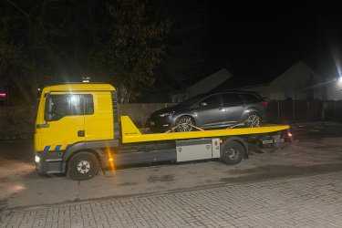 Lerobbant az autója Kápolnásnyéken, Velencén vagy Gárdonyban?&#13;&#10;Nem indul, lemerült az akkumulátor, defektet kapott, vagy baleset történt?&#13;&#10;A Mészáros Autómentő Kft. azonnal indul, és gyors, megbízható autómentést biztosít a térségben – éjjel-nappal, hétvégén és ünnepnapokon is!&#13;&#10;&#13;&#10;✅ 0–24 autómentés és autószállítás Fejér megyében és környékén&#13;&#10;✅ Gyors kiérkezés Kápolnásnyék, Velence, Gárdony területére&#13;&#10;✅ Furgonmentés, bikázás, országos járműszállítás&#13;&#10;✅ Tapasztalt, segítőkész autómentő szakemberek&#13;&#10;✅ Korrekt árak, biztonságos és megbízható szolgáltatás&#13;&#10;&#13;&#10; Hívjon minket most:&#13;&#10;06 20 9188 649&#13;&#10;&#13;&#10; www.024automentes.hu&#13;&#10;&#13;&#10;Mészáros Autómentő Kft. – autómentés Kápolnásnyék, Velence és Gárdony térségében gyorsan, szakszerűen, 0–24 órában!