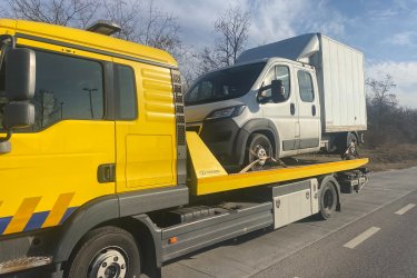 Lerobbant az autója Gyöngyösön, Pásztón vagy Parádon?&#13;&#10;Nem indul, lemerült az akkumulátor, defektet kapott, vagy baleset történt?&#13;&#10;A Mészáros Autómentő Kft. azonnal indul, és gyors, megbízható autómentést biztosít a térségben – éjjel-nappal, hétvégén és ünnepnapokon is!&#13;&#10;&#13;&#10;✅ 0–24 autómentés és autószállítás Heves megyében és környékén&#13;&#10;✅ Gyors kiérkezés Gyöngyös, Pásztó, Parád területére&#13;&#10;✅ Furgonmentés, bikázás, országos járműszállítás&#13;&#10;✅ Tapasztalt, segítőkész autómentő szakemberek&#13;&#10;✅ Korrekt árak, biztonságos és megbízható szolgáltatás&#13;&#10;&#13;&#10; Hívjon minket most:&#13;&#10;06 20 9188 649&#13;&#10;&#13;&#10; www.024automentes.hu&#13;&#10;&#13;&#10;Mészáros Autómentő Kft. – autómentés Gyöngyös, Pásztó és Parád térségében gyorsan, szakszerűen, 0–24 órában!