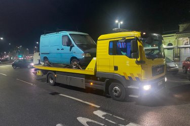 Lerobbant az autója Gyöngyösön, Pásztón vagy Parádon?&#13;&#10;Nem indul, lemerült az akkumulátor, defektet kapott, vagy baleset történt?&#13;&#10;A Mészáros Autómentő Kft. azonnal indul, és gyors, megbízható autómentést biztosít a térségben – éjjel-nappal, hétvégén és ünnepnapokon is!&#13;&#10;&#13;&#10;✅ 0–24 autómentés és autószállítás Heves megyében és környékén&#13;&#10;✅ Gyors kiérkezés Gyöngyös, Pásztó, Parád területére&#13;&#10;✅ Furgonmentés, bikázás, országos járműszállítás&#13;&#10;✅ Tapasztalt, segítőkész autómentő szakemberek&#13;&#10;✅ Korrekt árak, biztonságos és megbízható szolgáltatás&#13;&#10;&#13;&#10; Hívjon minket most:&#13;&#10;06 20 9188 649&#13;&#10;&#13;&#10; www.024automentes.hu&#13;&#10;&#13;&#10;Mészáros Autómentő Kft. – autómentés Gyöngyös, Pásztó és Parád térségében gyorsan, szakszerűen, 0–24 órában!