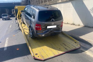Lerobbant az autója Győrben, Komáromban vagy Cseszneken?&#13;&#10;Nem indul, lemerült az akkumulátor, defektet kapott, vagy baleset történt?&#13;&#10;A Mészáros Autómentő Kft. azonnal indul, és gyors, megbízható autómentést biztosít a térségben – éjjel-nappal, hétvégén és ünnepnapokon is!&#13;&#10;&#13;&#10;✅ 0–24 autómentés és autószállítás Győr-Moson-Sopron megyében és környékén&#13;&#10;✅ Gyors kiérkezés Győr, Komárom, Csesznek területére&#13;&#10;✅ Furgonmentés, bikázás, országos járműszállítás&#13;&#10;✅ Tapasztalt, segítőkész autómentő szakemberek&#13;&#10;✅ Korrekt árak, biztonságos és megbízható szolgáltatás&#13;&#10;&#13;&#10; Hívjon minket most:&#13;&#10;06 20 9188 649&#13;&#10;&#13;&#10; www.024automentes.hu&#13;&#10;&#13;&#10;Mészáros Autómentő Kft. – autómentés Győr, Komárom és Csesznek térségében gyorsan, szakszerűen, 0–24 órában!