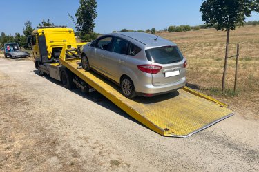 Lerobbant az autója Balatonföldváron, Balatonőszödön vagy Balatonlellén?&#13;&#10;Nem indul, lemerült az akkumulátor, defektet kapott, vagy baleset történt?&#13;&#10;A Mészáros Autómentő Kft. azonnal indul, és gyors, megbízható autómentést biztosít a térségben – éjjel-nappal, hétvégén és ünnepnapokon is!&#13;&#10;&#13;&#10;✅ 0–24 autómentés és autószállítás Somogy megyében és környékén&#13;&#10;✅ Gyors kiérkezés Balatonföldvár, Balatonőszöd, Balatonlelle területére&#13;&#10;✅ Furgonmentés, bikázás, országos járműszállítás&#13;&#10;✅ Tapasztalt, segítőkész autómentő szakemberek&#13;&#10;✅ Korrekt árak, biztonságos és megbízható szolgáltatás&#13;&#10;&#13;&#10; Hívjon minket most:&#13;&#10;06 20 9188 649&#13;&#10;&#13;&#10; www.024automentes.hu&#13;&#10;&#13;&#10;Mészáros Autómentő Kft. – autómentés Balatonföldvár, Balatonőszöd és Balatonlelle térségében gyorsan, szakszerűen, 0–24 órában!