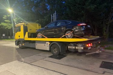 Nem indul az Audi-ja? Lerobbant vagy balesetet szenvedett?&#13;&#10;Mészáros Autómentő Kft. gyorsan és szakszerűen segít!&#13;&#10;&#13;&#10;✅ 0–24 órás Audi autómentés és autószállítás&#13;&#10;✅ Kíméletes, modern járműmentés minden Audi modellhez&#13;&#10;✅ M7 – M1 – M0 – M3 – M31 autópályák mentén, országosan&#13;&#10;✅ Személyautó, SUV, Quattro és sportmodell mentése&#13;&#10;&#13;&#10;Mészáros Autómentő Kft. – Audi mentés prémium szinten.&#13;&#10; Tel.: 06 20 9188 649&#13;&#10; Hívjon most – indulunk azonnal!