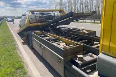 Nem indul az Audi-ja? Lerobbant vagy balesetet szenvedett?&#13;&#10;Mészáros Autómentő Kft. gyorsan és szakszerűen segít!&#13;&#10;&#13;&#10;✅ 0–24 órás Audi autómentés és autószállítás&#13;&#10;✅ Kíméletes, modern járműmentés minden Audi modellhez&#13;&#10;✅ M7 – M1 – M0 – M3 – M31 autópályák mentén, országosan&#13;&#10;✅ Személyautó, SUV, Quattro és sportmodell mentése&#13;&#10;&#13;&#10;Mészáros Autómentő Kft. – Audi mentés prémium szinten.&#13;&#10; Tel.: 06 20 9188 649&#13;&#10; Hívjon most – indulunk azonnal!