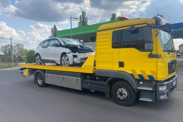 Lerobbant a BMW-je? Nem indul, vagy műszaki hibát észlelt?&#13;&#10;Mészáros Autómentő Kft. azonnal segít!&#13;&#10;&#13;&#10;✅ Gyors és kíméletes BMW autómentés és autószállítás&#13;&#10;✅ 0–24 órás ügyelet, hétvégén és ünnepnapokon is&#13;&#10;✅ Modern, alacsony rakodású járművekkel – akár sportmodellekhez is&#13;&#10;✅ Autómentés M7 – M1 – M0 – M3 – M31 autópályák mentén, országosan&#13;&#10;&#13;&#10;Mészáros Autómentő Kft. – BMW mentés prémium szinten.&#13;&#10; Tel.: 06 20 9188 649&#13;&#10; Nem indul az autója? Segítünk – azonnal indulunk!