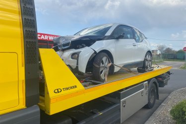 Lerobbant a BMW-je? Nem indul, vagy műszaki hibát észlelt?&#13;&#10;Mészáros Autómentő Kft. azonnal segít!&#13;&#10;&#13;&#10;✅ Gyors és kíméletes BMW autómentés és autószállítás&#13;&#10;✅ 0–24 órás ügyelet, hétvégén és ünnepnapokon is&#13;&#10;✅ Modern, alacsony rakodású járművekkel – akár sportmodellekhez is&#13;&#10;✅ Autómentés M7 – M1 – M0 – M3 – M31 autópályák mentén, országosan&#13;&#10;&#13;&#10;Mészáros Autómentő Kft. – BMW mentés prémium szinten.&#13;&#10; Tel.: 06 20 9188 649&#13;&#10; Nem indul az autója? Segítünk – azonnal indulunk!