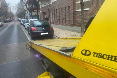 Nem indul a kisteherautója vagy furgonja? Lerobbant vagy műszaki hibát észlelt?&#13;&#10;Mészáros Autómentő Kft. gyorsan és biztonságosan segít, bárhol az országban!&#13;&#10;&#13;&#10;✅ 0–24 órás kisteherautó/furgon mentés és szállítás&#13;&#10;✅ Kíméletes rakodás és biztonságos szállítás minden típushoz&#13;&#10;✅ Hétvégén és ünnepnapokon is rendelkezésre állunk&#13;&#10;✅ M7 – M1 – M0 – M3 – M31 autópályák mentén, országosan&#13;&#10;&#13;&#10;Mészáros Autómentő Kft. – kisteherautó mentés profi szinten.&#13;&#10; Tel.: 06 20 9188 649&#13;&#10; Nem indul a kisteherautója? Segítünk – azonnal indulunk!