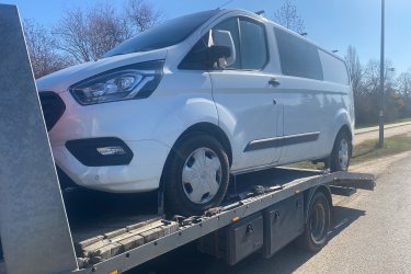 Nem indul az autója vagy furgonja? Lerobbant, vagy műszaki problémát észlelt bárhol az országban?&#13;&#10;Mészáros Autómentő Kft. gyorsan és biztonságosan segít!&#13;&#10;&#13;&#10;✅ 0–24 órás autó- és furgonmentés, hétvégén és ünnepnapokon is&#13;&#10;✅ Személyautó, SUV, kisteherautó, furgon minden típushoz&#13;&#10;✅ Kíméletes rakodás és biztonságos szállítás&#13;&#10;✅ Budapest és Magyarország egész területén, azonnali indulással&#13;&#10;&#13;&#10;Mészáros Autómentő Kft. – autó- és furgonmentés profi szinten.&#13;&#10; Tel.: 06 20 9188 649&#13;&#10; Nem indul az autója vagy furgonja? Segítünk – azonnal indulunk!