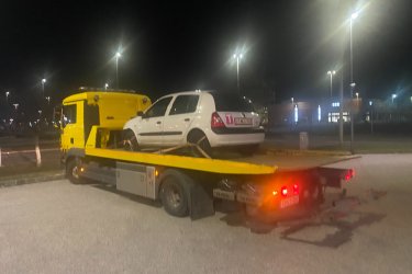 Lerobbant az autója Vácon vagy környékén? Nem indul?
Mészáros Autómentő Kft. éjjel-nappal, gyorsan és biztonságosan segít!

✅ 0–24 órás autómentés Vác és Pest megye területén, akár országosan
✅ Személyautó, SUV, kisteherautó, furgon mentése
✅ Hétvégén és ünnepnapokon is rendelkezésre állunk
✅ Gyors indulás bárhonnan

Hívjon minket bármikor:  06 20 9188 649
???? Nem indul az autója? Segítünk – azonnal indulunk!