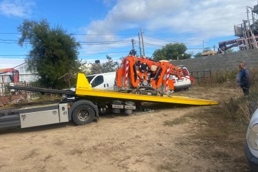 Szüksége van gyors és biztonságos gépszállításra vagy targoncaszállításra Budapesten, Pest megyében vagy akár országosan?&#13;&#10;Mészáros Autómentő Kft. éjjel-nappal a rendelkezésére áll!&#13;&#10;&#13;&#10;✅ 0–24 órás gépszállítás és targoncaszállítás&#13;&#10;✅ Budapesten, Pest megyében és az ország egész területén&#13;&#10;✅ Biztonságos rakodás és szállítás minden típusú géphez és targoncához&#13;&#10;✅ Gyors indulás bárhonnan&#13;&#10;&#13;&#10;Hívjon minket bármikor:  06 20 9188 649&#13;&#10; Szállítás gyorsan, biztonságosan – azonnal indulunk!