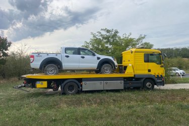 Lerobbant az autója Vecsésen vagy környékén? Nem indul?&#13;&#10;Mészáros Autómentő Kft. éjjel-nappal, gyorsan és biztonságosan segít!&#13;&#10;&#13;&#10;✅ 0–24 órás autómentés Vecsés és Pest megye területén&#13;&#10;✅ Személyautó, SUV, kisteherautó, furgon mentése&#13;&#10;✅ Hétvégén és ünnepnapokon is rendelkezésre állunk&#13;&#10;✅ Gyors indulás bárhonnan&#13;&#10;&#13;&#10;Hívjon minket bármikor:  06 20 9188 649&#13;&#10; Nem indul az autója? Segítünk – azonnal indulunk!