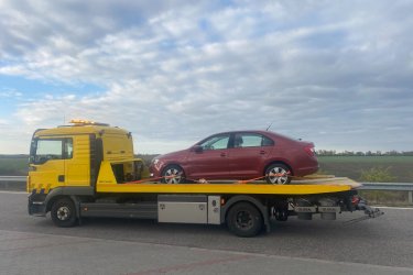 Autómentés Maglód – 0–24 Lerobbant az autója Maglódon vagy környékén? Nem indul?
Mészáros Autómentő Kft. éjjel-nappal, gyorsan és biztonságosan segít!

✅ 0–24 órás autómentés Maglód és Pest megye területén
✅ Személyautó, SUV, kisteherautó, furgon mentése
✅ Hétvégén és ünnepnapokon is rendelkezésre állunk
✅ Gyors indulás bárhonnan

Hívjon minket bármikor:  06 20 9188 649
 Nem indul az autója? Segítünk – azonnal indulunk!