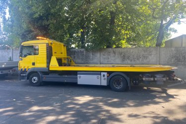 Lerobbant az autója Gödöllőn vagy környékén? Nem indul?&#13;&#10;Mészáros Autómentő Kft. éjjel-nappal, gyorsan és biztonságosan segít!&#13;&#10;&#13;&#10;✅ 0–24 órás autómentés Gödöllő és Pest megye területén&#13;&#10;✅ Személyautó, SUV, kisteherautó, furgon mentése&#13;&#10;✅ Hétvégén és ünnepnapokon is rendelkezésre állunk&#13;&#10;✅ Gyors indulás bárhonnan&#13;&#10;&#13;&#10;Hívjon minket bármikor:  06 20 9188 649&#13;&#10; Nem indul az autója? Segítünk – azonnal indulunk!