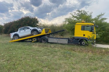 Lerobbant az autója Dunakeszin vagy környékén? Nem indul?&#13;&#10;Mészáros Autómentő Kft. éjjel-nappal, gyorsan és biztonságosan segít!&#13;&#10;&#13;&#10;✅ 0–24 órás autómentés Dunakeszi és Pest megye területén&#13;&#10;✅ Személyautó, SUV, kisteherautó, furgon mentése&#13;&#10;✅ Hétvégén és ünnepnapokon is rendelkezésre állunk&#13;&#10;✅ Gyors indulás bárhonnan&#13;&#10;&#13;&#10;Hívjon minket bármikor:  06 20 9188 649&#13;&#10; Nem indul az autója? Segítünk – azonnal indulunk!