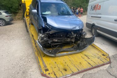 Lerobbant az autója Csömörön vagy környékén? Nem indul?&#13;&#10;Mészáros Autómentő Kft. éjjel-nappal, gyorsan és biztonságosan segít!&#13;&#10;&#13;&#10;✅ 0–24 órás autómentés Csömör és Pest megye területén&#13;&#10;✅ Személyautó, SUV, kisteherautó, furgon mentése&#13;&#10;✅ Hétvégén és ünnepnapokon is rendelkezésre állunk&#13;&#10;✅ Gyors indulás bárhonnan&#13;&#10;&#13;&#10;Hívjon minket bármikor:  06 20 9188 649&#13;&#10; Nem indul az autója? Segítünk – azonnal indulunk!