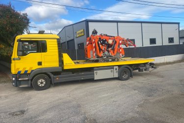 Lerobbant az autója Budapest VI. kerületében? Nem indul?&#13;&#10;Mészáros Autómentő Kft. éjjel-nappal, gyorsan és biztonságosan segít!&#13;&#10;&#13;&#10;✅ 0–24 órás autómentés Budapest VI. kerületében&#13;&#10;✅ Személyautó, SUV, kisteherautó, furgon mentése&#13;&#10;✅ Hétvégén és ünnepnapokon is rendelkezésre állunk&#13;&#10;✅ Gyors indulás bárhonnan&#13;&#10;&#13;&#10;Hívjon minket bármikor:  06 20 9188 649&#13;&#10; Nem indul az autója? Segítünk – azonnal indulunk!