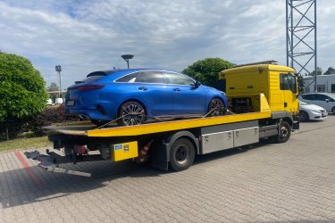 Lerobbant az autója Budapest XVIII. kerületében? Nem indul?&#13;&#10;Mészáros Autómentő Kft. éjjel-nappal, gyorsan és biztonságosan segít!&#13;&#10;&#13;&#10;✅ 0–24 órás autómentés Budapest XVIII. kerületében&#13;&#10;✅ Személyautó, SUV, kisteherautó, furgon mentése&#13;&#10;✅ Hétvégén és ünnepnapokon is rendelkezésre állunk&#13;&#10;✅ Gyors indulás bárhonnan&#13;&#10;&#13;&#10;Hívjon minket bármikor:  06 20 9188 649&#13;&#10; Nem indul az autója? Segítünk – azonnal indulunk!