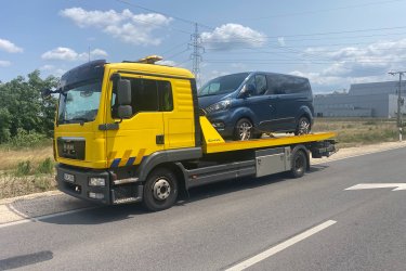 Lerobbant az autója vagy furgonja Budapesten vagy bárhol Magyarországon? Nem indul?&#13;&#10;Mészáros Autómentő Kft. éjjel-nappal, gyorsan és biztonságosan segít!&#13;&#10;&#13;&#10;✅ 0–24 órás autó- és furgonmentés Budapesten és országosan&#13;&#10;✅ Személyautó, SUV, kisteherautó, furgon mentése&#13;&#10;✅ Hétvégén és ünnepnapokon is rendelkezésre állunk&#13;&#10;✅ Gyors indulás bárhonnan&#13;&#10;&#13;&#10;Hívjon minket bármikor:  06 20 9188 649&#13;&#10; Nem indul az autója vagy furgonja? Segítünk – azonnal indulunk!