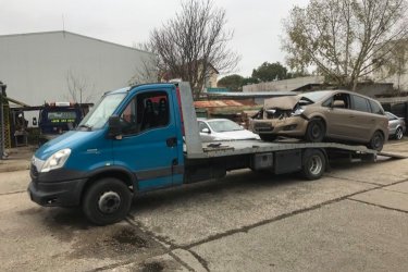 Mészáros Autómentő Kft. - az országos autómentés szakértője! Ha bármilyen okból kifolyólag az út szélén ragadsz, bármikor hívhatod megbízható és gyors autómentő szolgáltatásunkat. Tapasztalt és szakképzett csapatunk garantálja az autómentési folyamat sima lebonyolítását, így Te is könnyedén tovább folytathatod az utadat. Bármilyen helyzetben számíthatsz ránk, akár az ország bármely pontján vagy, mert országos lefedettséggel rendelkezünk. Hívj most minket, és bízd ránk az autómentést - Mészáros Autómentő Kft., ahol a megbízhatóság és a gyorsaság a kulcsszó!

https://024automentes.hu/23-kerulet/

Mészáros Autómentő Kft.

Tel: 0620 9188 649. 