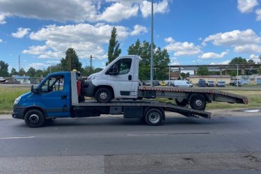 Mészáros Autómentő Kft. - az országos autómentés szakértője! Ha bármilyen okból kifolyólag az út szélén ragadsz, bármikor hívhatod megbízható és gyors autómentő szolgáltatásunkat. Tapasztalt és szakképzett csapatunk garantálja az autómentési folyamat sima lebonyolítását, így Te is könnyedén tovább folytathatod az utadat. Bármilyen helyzetben számíthatsz ránk, akár az ország bármely pontján vagy, mert országos lefedettséggel rendelkezünk. Hívj most minket, és bízd ránk az autómentést - Mészáros Autómentő Kft., ahol a megbízhatóság és a gyorsaság a kulcsszó!

https://024automentes.hu/22-kerulet/

Mészáros Autómentő Kft.

Tel: 0620 9188 649. S