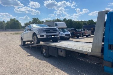 Mészáros Autómentő Kft. - az országos autómentés szakértője! Ha bármilyen okból kifolyólag az út szélén ragadsz, bármikor hívhatod megbízható és gyors autómentő szolgáltatásunkat. Tapasztalt és szakképzett csapatunk garantálja az autómentési folyamat sima lebonyolítását, így Te is könnyedén tovább folytathatod az utadat. Bármilyen helyzetben számíthatsz ránk, akár az ország bármely pontján vagy, mert országos lefedettséggel rendelkezünk. Hívj most minket, és bízd ránk az autómentést - Mészáros Autómentő Kft., ahol a megbízhatóság és a gyorsaság a kulcsszó!

https://024automentes.hu/21-kerulet/

Mészáros Autómentő Kft.

Tel: 0620 9188 649.