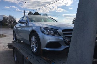 Soha nem tudhatod, mikor lesz szükséged autómentésre. De ne aggódj, mi itt vagyunk, hogy segítsünk! Non-stop autómentő szolgáltatásunkkal mindig csak egy telefonhívásnyira vagyunk tőled, bármikor, bármilyen helyzetben. Tapasztalt és megbízható csapatunk minden helyzetben gyors és hatékony megoldást nyújt, hogy azonnal újra úton lehess. Ne hagyd, hogy az autóhiba beárnyékolja a napodat, hívj minket most, és bízd ránk az autómentést!

https://024automentes.hu/9-kerulet/

Mészáros Autómentő Kft.

Tel: 06 20 9188 649. 