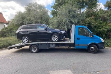 Mészáros Autómentő - Ha autójával baj történt VIII. kerületben, bátran hívjon minket, és mi azonnal segítünk! Tapasztalt és megbízható csapatunk gyorsan és hatékonyan oldja meg a problémáját. Az autómentés mellett autószállítási szolgáltatásunkkal is állunk rendelkezésére. Hívjon minket bármikor a nap 24 órájában, és mi azonnal indulunk!

https://024automentes.hu/8-kerulet/

Mészáros Autómentő Kft.

Tel: 06 20 9188 649. S