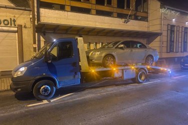 Mészáros Autómentő - Ha autójával baj történt VI. kerületben, bátran hívjon minket, és mi azonnal segítünk! Tapasztalt és megbízható csapatunk gyorsan és hatékonyan oldja meg a problémáját. Az autómentés mellett autószállítási szolgáltatásunkkal is állunk rendelkezésére. Hívjon minket bármikor a nap 24 órájában, és mi azonnal indulunk!

https://024automentes.hu/6-kerulet/

Mészáros Autómentő Kft.

Tel: 06 20 9188 649. 