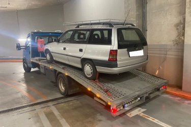 Mészáros Autómentő - Ha autójával baj történt II. kerületben, bátran hívjon minket, és mi azonnal segítünk! Tapasztalt és megbízható csapatunk gyorsan és hatékonyan oldja meg a problémáját. Az autómentés mellett autószállítási szolgáltatásunkkal is állunk rendelkezésére. Hívjon minket bármikor a nap 24 órájában, és mi azonnal indulunk!

https://024automentes.hu/4-kerulet/

Mészáros Autómentő Kft.

Tel: 06 20 9188 649. 