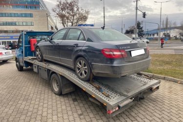 Mészáros Autómentő - Ha autójával baj történt II. kerületben, bátran hívjon minket, és mi azonnal segítünk! Tapasztalt és megbízható csapatunk gyorsan és hatékonyan oldja meg a problémáját. Az autómentés mellett autószállítási szolgáltatásunkkal is állunk rendelkezésére. Hívjon minket bármikor a nap 24 órájában, és mi azonnal indulunk!

https://024automentes.hu/4-kerulet/

Mészáros Autómentő Kft.

Tel: 06 20 9188 649. 