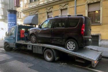 Autómentésre van szükséged Lajosmizse, Kecskemét, Nagykőrös vagy Pest megye területén? Akkor a Mészáros Autómentő Kft. a megoldás! Profi csapatunk minden helyzetben gyorsan és hatékonyan lát el autómentési, autószállítási és furgonmentési feladatokat, bármilyen típusú jármű esetén.

Nálunk nem csak a gyorsaság és a megbízhatóság a fontos, hanem az is, hogy kedvező áron kínáljuk szolgáltatásainkat. Éjjel-nappal elérhetőek vagyunk, így bármikor felhívhatod az ügyfélszolgálatunkat, ha autómentésre van szükséged.

Bízd ránk autód mentését, és garantáljuk, hogy a lehető legrövidebb idő alatt célba érünk, hogy a lehető legkevesebb kellemetlenséggel járjon a járműve hibája. Hívj minket most, és bízz ránk!

https://024automentes.hu/automentes-pest-megye/automentes-lajosmizse-kecskemet-nagykoros/

Mészáros István.
Tel: 06 20 9188 649. 