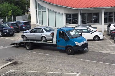 Ha autómentésről vagy furgonmentésről van szó, ne hagyd, hogy az úton rekedés bosszúságot okozzon. Az "Mészáros Autómentő Kft." segít, ha bármilyen autószállítási problémád merülne fel az Székesfehérvár, Szabadbattyán, Tác térségben. Non-stop, az év minden napján elérhető vagyunk, hogy segítsünk elszállítani autódat vagy furgonodat a baleseti helyszínről vagy a meghibásodás helyszínéről.

Szakértő csapatunk és modern eszközeink garantálják, hogy autód vagy furgonod biztonságban érkezzen a kijelölt helyre. Az "Mészáros Autómentő Kft." minden esetben azonnal reagál, hogy minél hamarabb eljuthassunk hozzád és megoldhassuk a problémát.

Az "Mészáros Autómentő Kft." magas szintű szolgáltatást nyújt, versenyképes árakon és rugalmas ügyfélszolgálattal. Bármilyen speciális igényed van, mi minden esetben alkalmazkodunk az ügyfelek egyedi kéréseihez.

Ne várj tovább! Ha autómentésre vagy furgonmentésre van szükséged, hívj minket bizalommal az "Mészáros Autómentő Kft."-t. Bízd ránk autószállítási feladataidat és nyugodtan indulj el utadra az Székesfehérvár, Szabadbattyán, Tác térségben!

https://024automentes.hu/szekesfehervar-szabadbattyan-tac/

Mészáros Autómentő Kft.
Tel: 06 209188 649. 