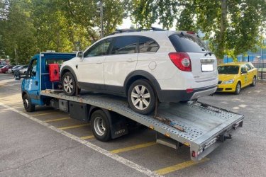 Ha autómentésről vagy furgonmentésről van szó, ne hagyd, hogy az úton rekedés bosszúságot okozzon. Az "Mészáros Autómentő Kft." segít, ha bármilyen autószállítási problémád merülne fel az Székesfehérvár, Szabadbattyán, Tác térségben. Non-stop, az év minden napján elérhető vagyunk, hogy segítsünk elszállítani autódat vagy furgonodat a baleseti helyszínről vagy a meghibásodás helyszínéről.

Szakértő csapatunk és modern eszközeink garantálják, hogy autód vagy furgonod biztonságban érkezzen a kijelölt helyre. Az "Mészáros Autómentő Kft." minden esetben azonnal reagál, hogy minél hamarabb eljuthassunk hozzád és megoldhassuk a problémát.

Az "Mészáros Autómentő Kft." magas szintű szolgáltatást nyújt, versenyképes árakon és rugalmas ügyfélszolgálattal. Bármilyen speciális igényed van, mi minden esetben alkalmazkodunk az ügyfelek egyedi kéréseihez.

Ne várj tovább! Ha autómentésre vagy furgonmentésre van szükséged, hívj minket bizalommal az "Mészáros Autómentő Kft."-t. Bízd ránk autószállítási feladataidat és nyugodtan indulj el utadra az Székesfehérvár, Szabadbattyán, Tác térségben!

https://024automentes.hu/szekesfehervar-szabadbattyan-tac/

Mészáros Autómentő Kft.
Tel: 06 209188 649. 