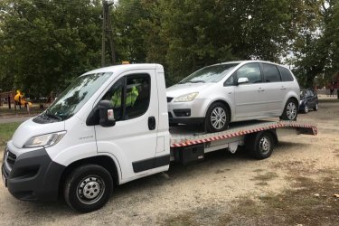 Ha autómentésről vagy furgonmentésről van szó, ne hagyd, hogy az úton rekedés bosszúságot okozzon. Az "Mészáros Autómentő Kft." segít, ha bármilyen autószállítási problémád merülne fel az Győr, Komárom, Csesznek térségben. Non-stop, az év minden napján elérhető vagyunk, hogy segítsünk elszállítani autódat vagy furgonodat a baleseti helyszínről vagy a meghibásodás helyszínéről.

Szakértő csapatunk és modern eszközeink garantálják, hogy autód vagy furgonod biztonságban érkezzen a kijelölt helyre. Az "Mészáros Autómentő Kft." minden esetben azonnal reagál, hogy minél hamarabb eljuthassunk hozzád és megoldhassuk a problémát.

Az "Mészáros Autómentő Kft." magas szintű szolgáltatást nyújt, versenyképes árakon és rugalmas ügyfélszolgálattal. Bármilyen speciális igényed van, mi minden esetben alkalmazkodunk az ügyfelek egyedi kéréseihez.

Ne várj tovább! Ha autómentésre vagy furgonmentésre van szükséged, hívj minket bizalommal az "Mészáros Autómentő Kft."-t. Bízd ránk autószállítási feladataidat és nyugodtan indulj el utadra az Győr, Komárom, Csesznek térségben!

https://024automentes.hu/gyor-komarom-csesznek/

Mészáros Autómentő Kft.
Tel: 06 209188 649. 