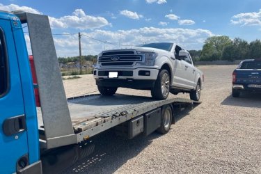 Autómentésre van szükséged Lepsény, Polgárdi, Úrhida vagy Pest megye területén? Akkor a Mészáros Autómentő Kft. a megoldás! Profi csapatunk minden helyzetben gyorsan és hatékonyan lát el autómentési, autószállítási és furgonmentési feladatokat, bármilyen típusú jármű esetén.

Nálunk nem csak a gyorsaság és a megbízhatóság a fontos, hanem az is, hogy kedvező áron kínáljuk szolgáltatásainkat. Éjjel-nappal elérhetőek vagyunk, így bármikor felhívhatod az ügyfélszolgálatunkat, ha autómentésre van szükséged.

Bízd ránk autód mentését, és garantáljuk, hogy a lehető legrövidebb idő alatt célba érünk, hogy a lehető legkevesebb kellemetlenséggel járjon a járműve hibája. Hívj minket most, és bízz ránk!

https://024automentes.hu/polgardi-lepseny-urhida/

Mészáros Autómentő Kft.
Tel: 06 20 9188 649. 